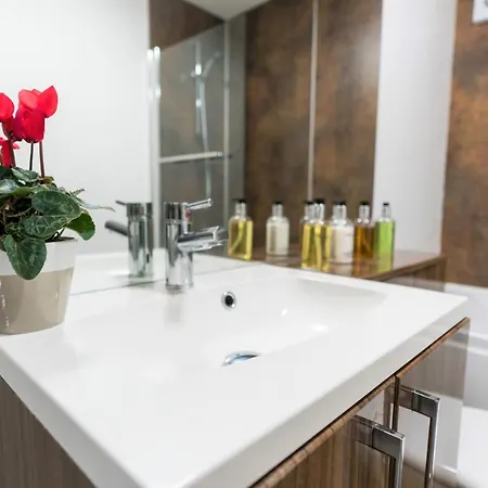 Irene Court Appartement